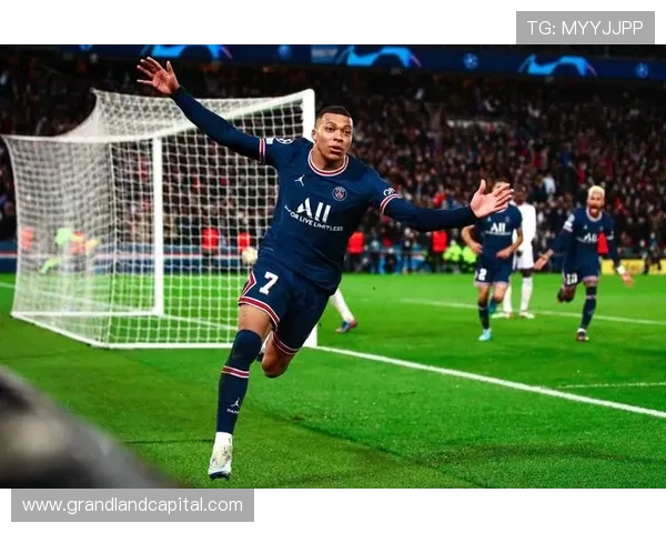 VAR再度出手姆巴佩精彩进球被判无效越位成关键因素